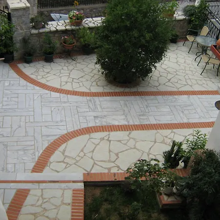 Filoxenia Apartamento Levídhion