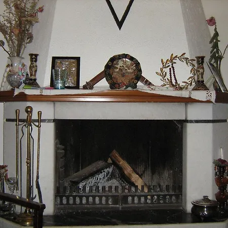 Apartamento Filoxenia Levídhion