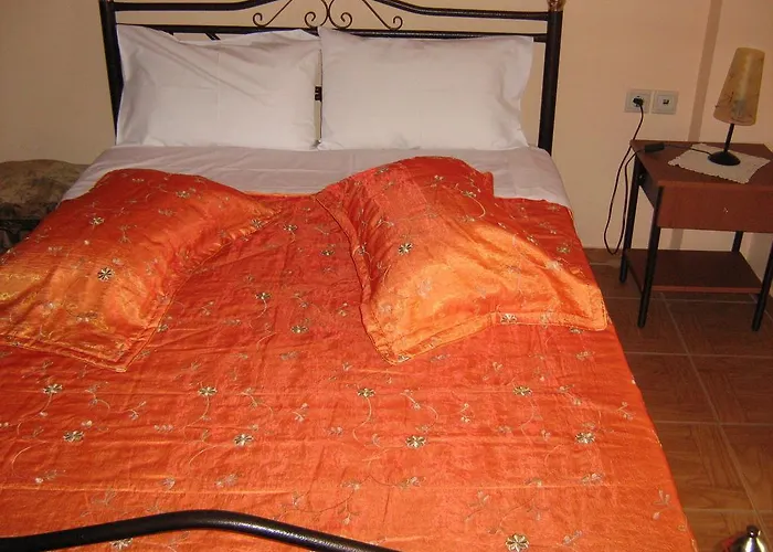 Filoxenia Apartamento Levídhion